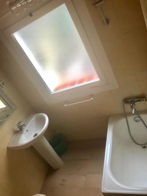 Hostal Casa Torrent Canet De Mar Bagian luar foto