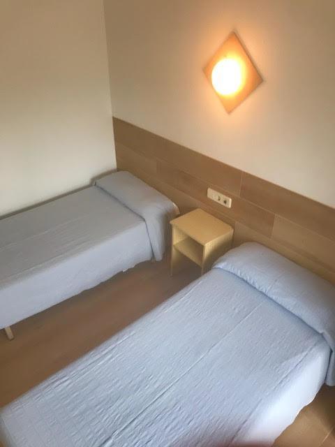 Hostal Casa Torrent Canet De Mar Bagian luar foto